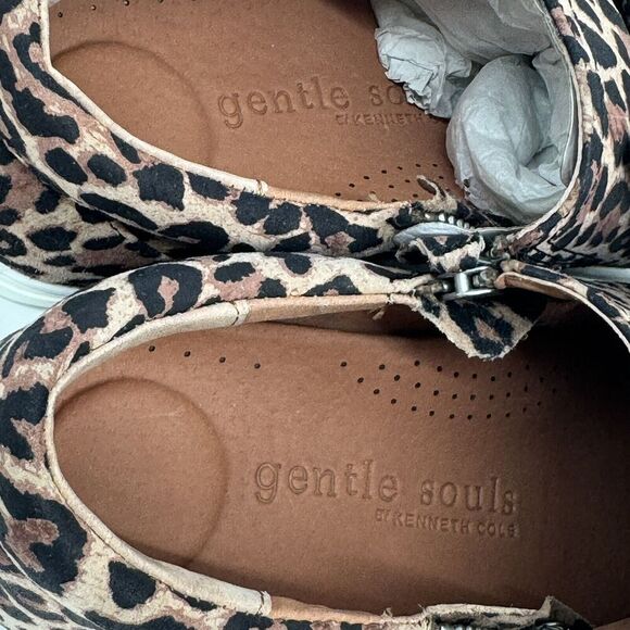 Gentle Souls By Kenneth Cole Hale Ribbon Suede Slip-On Sneakers - Picture 4 of 6